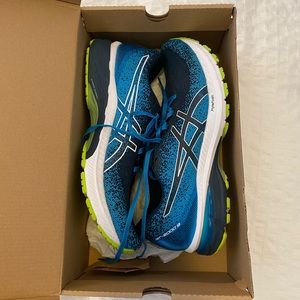 New ASICS - GT 2000 9